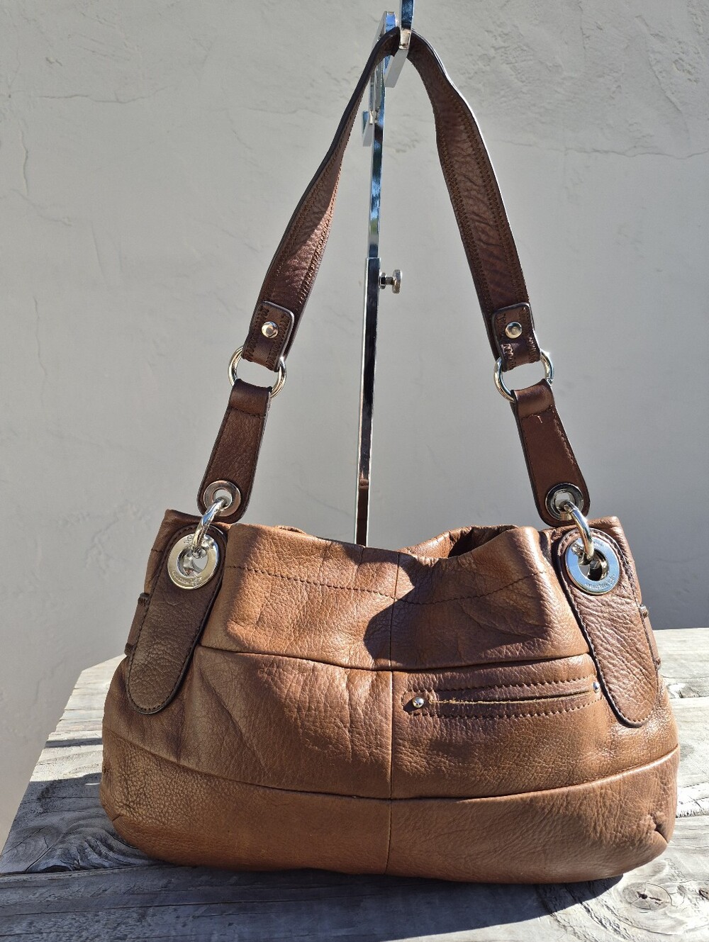 B. Makowsky Vintage Leather Belted Hobo Bag - Picture 11 of 15
